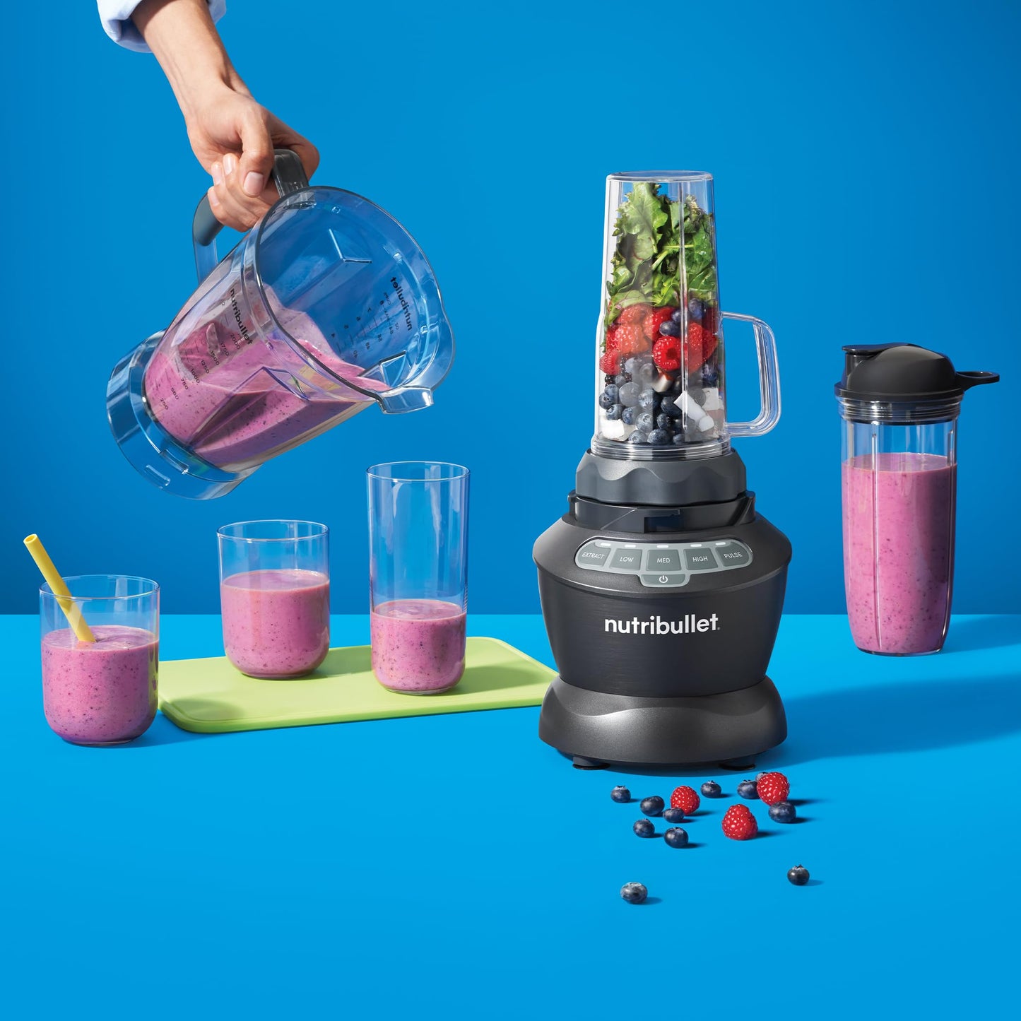 NutriBullet ZNBF30500Z Blender Combo 1200 Watt Dishwasher Safe Plastic food ble