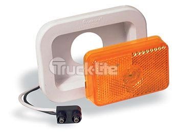 Trucklite 14200Y 14 SERIES MC LAMP 12 VOLT