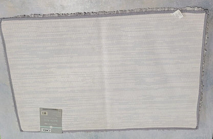 Signature Spa Grove Grey Bath Rug 20in. x 32 in.