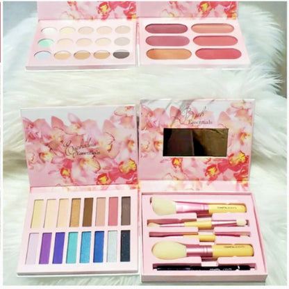 Costal Scents Makeup Essentials Set, NWT💄