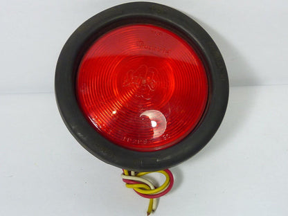 Truck-Lite Super 40 4 Red Light with Rubber 12VDC 40242R