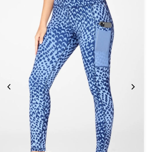 Mila High-Waisted Pocket Leggings, Small Regular