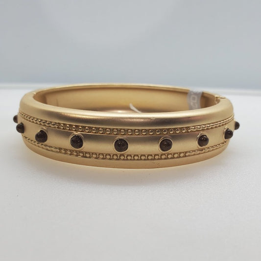 Anne FB Gold With Stone Cuff