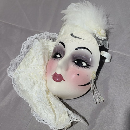 Unique Creations Hanging Lady Face Mask 581/1000