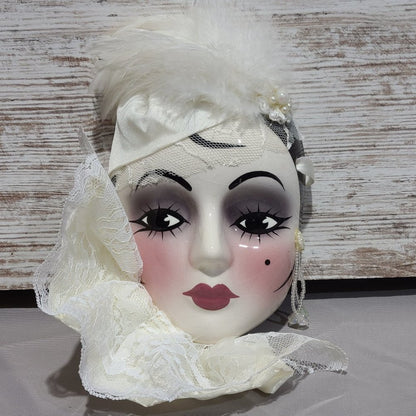Unique Creations Hanging Lady Face Mask 581/1000