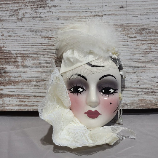 Unique Creations Hanging Lady Face Mask 581/1000