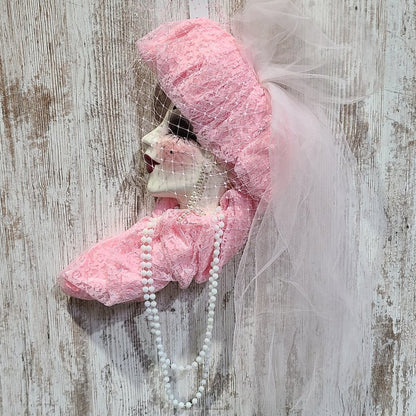 Unique Creations Limited Edition Hanging Wall Décor Lady Face 213/1000