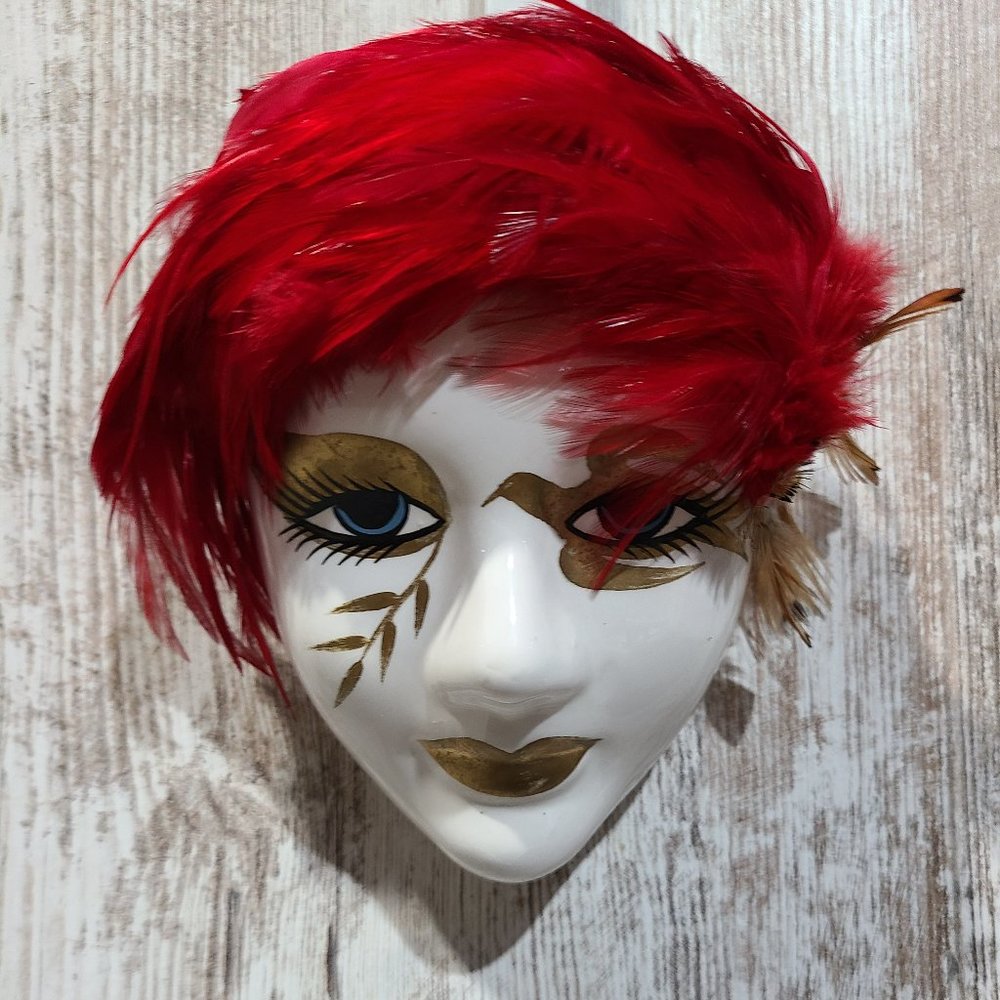 Red Feather Hanging Wall Mask