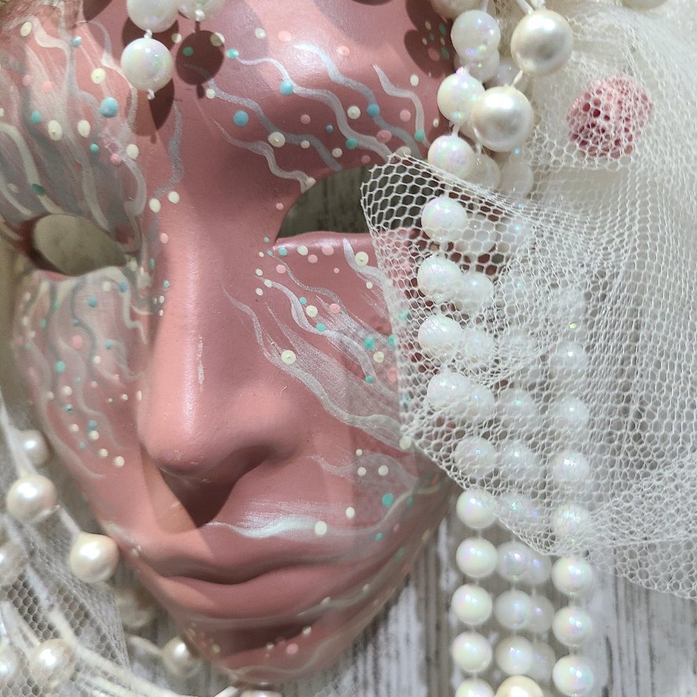 Vintage Rose and Pearl Hanging Wall Mask 1991