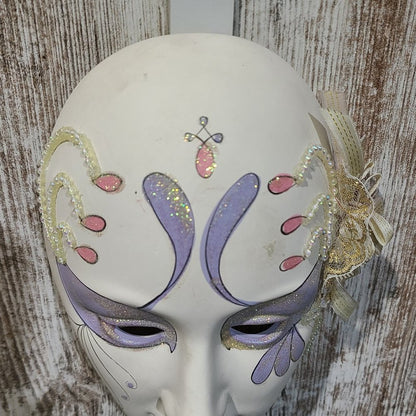 1989 UCGC Vintage Hanging Wall Mask