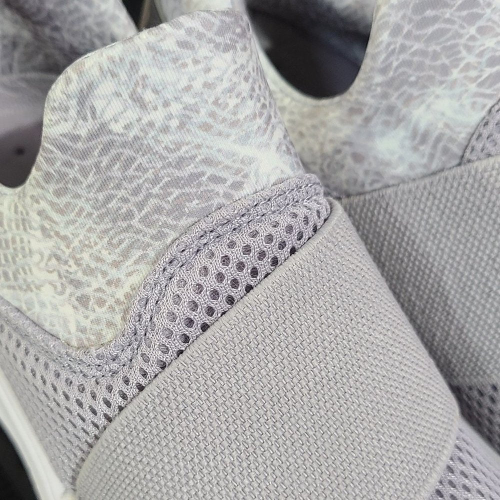 Responsible Style All in Motion Women's Gray Sneaker's Size 6 NWT!